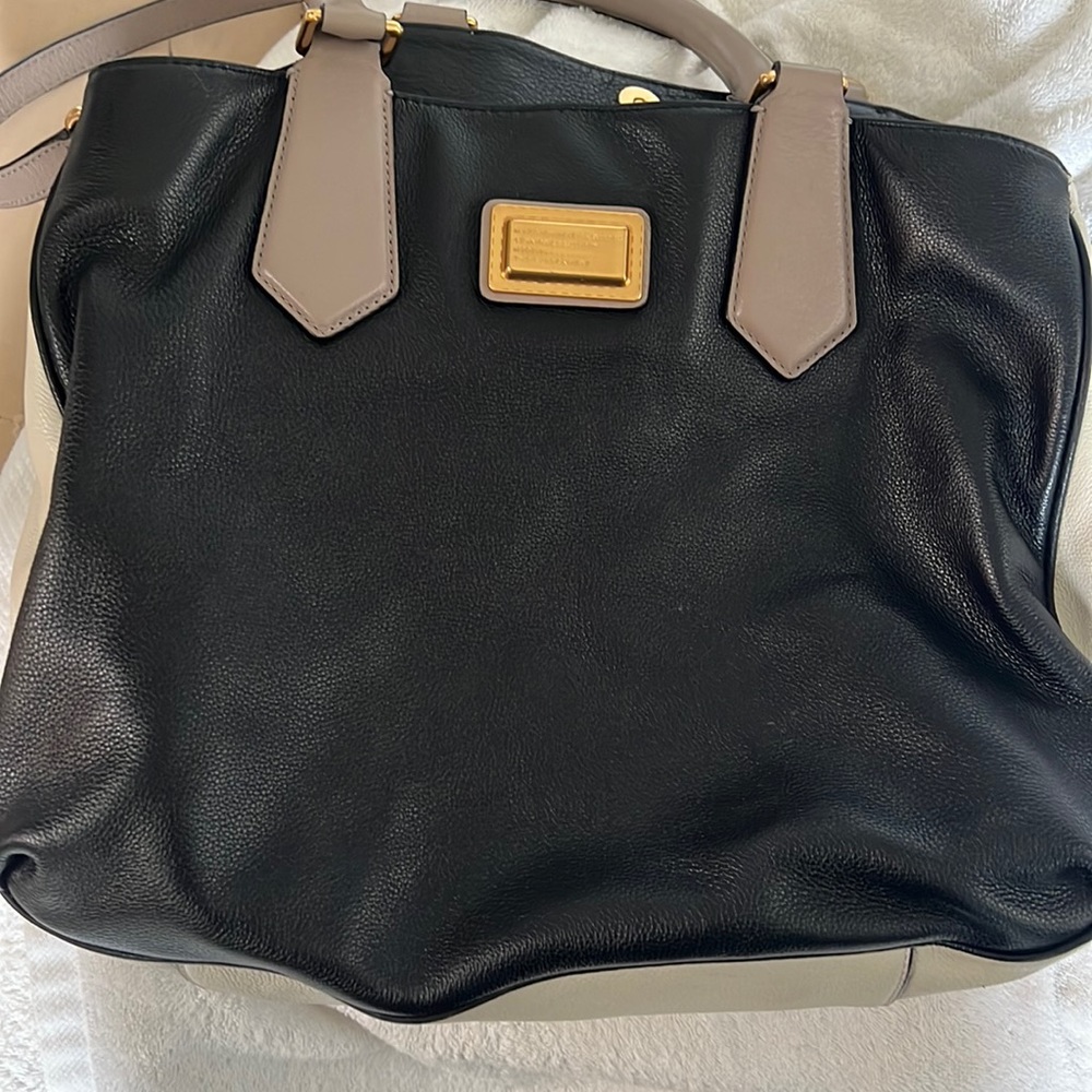 Marc By Marc Jacobs multi color leather purse